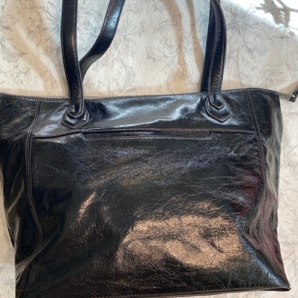 Purse/Tote, HOBO Brand, black, leather, extended 17”, not extended 12” - Picture 4 of 7